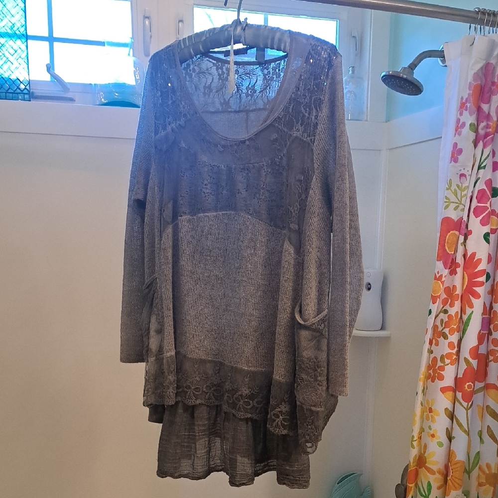 Scandal Italy Layered Two Piece Top Set One Size